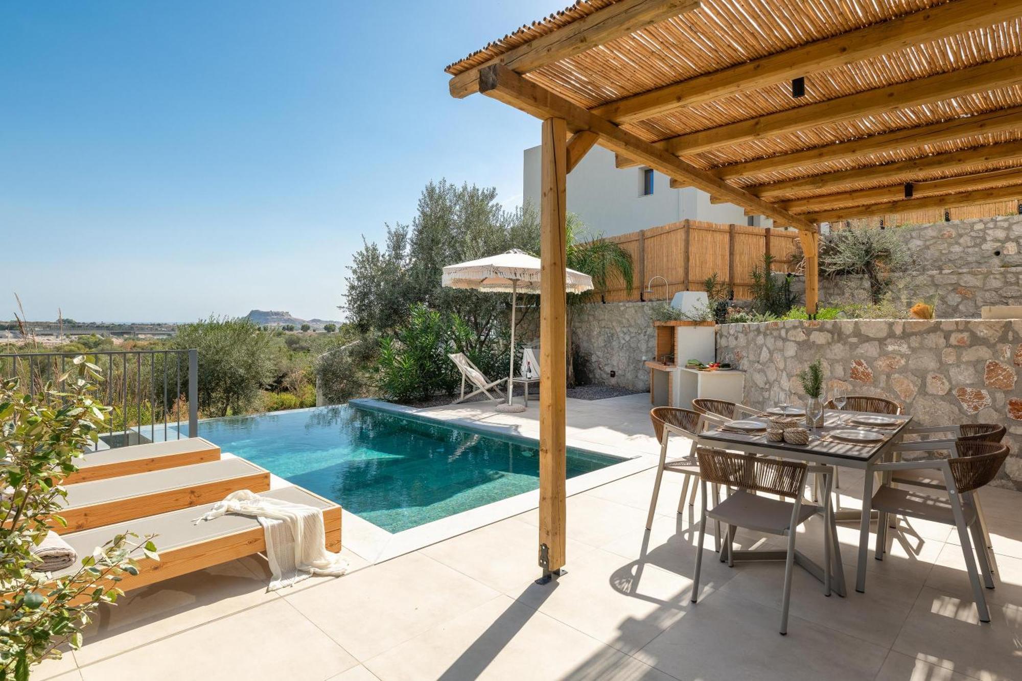 Massari Hills Luxury Living * Malona Village